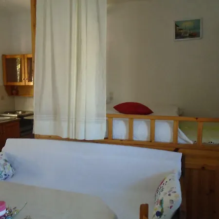 Hébergement de vacances Giakaranta